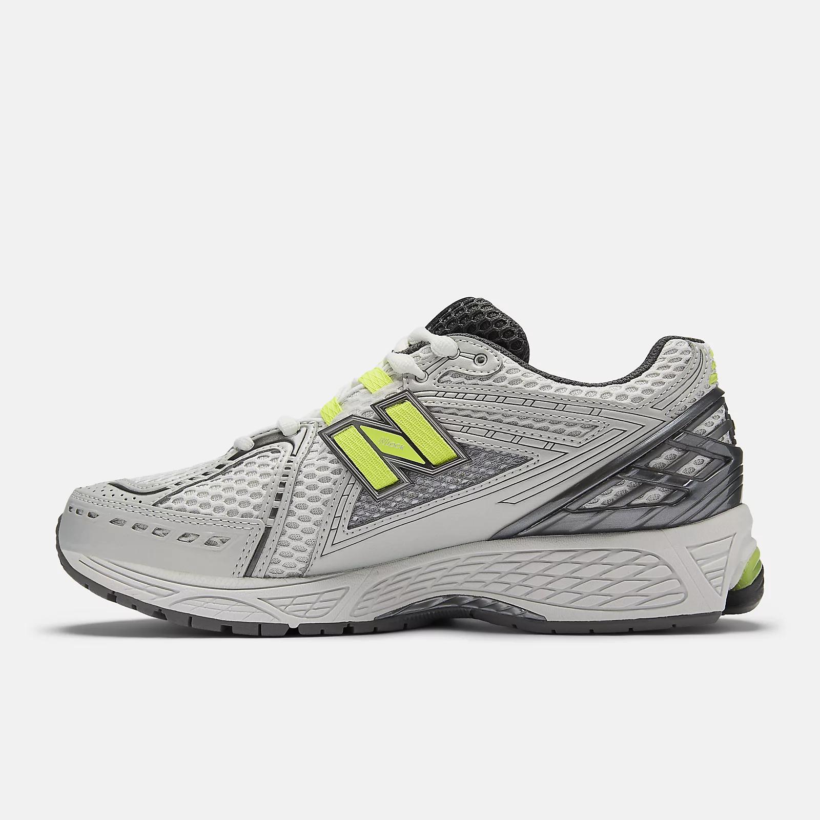 NEW BALANCE ABZORB 2000