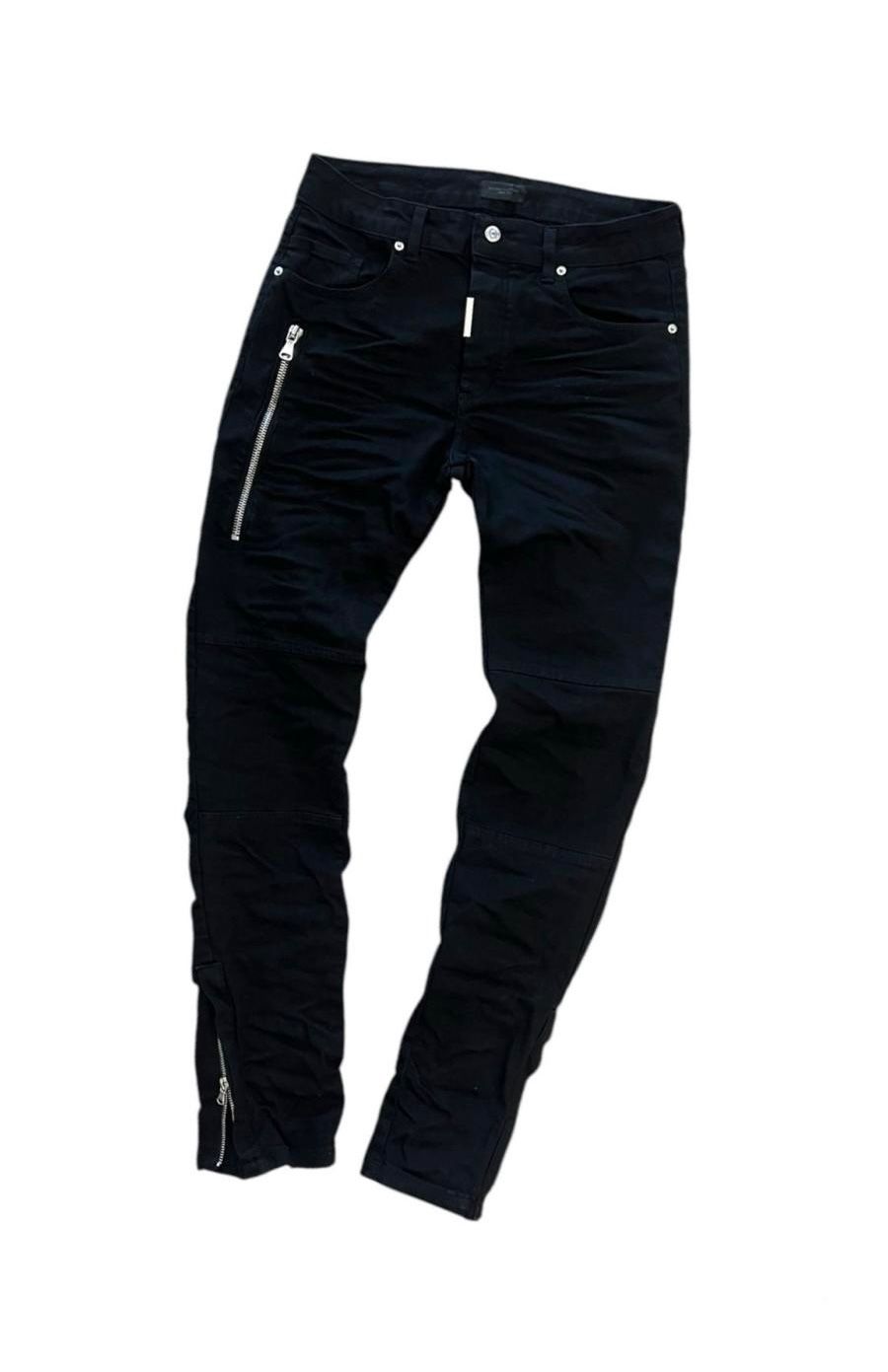 Jeans Do Not Conform