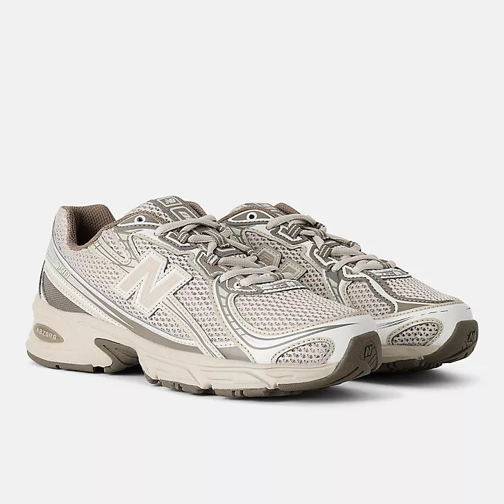 Scarpa New Balance 740
