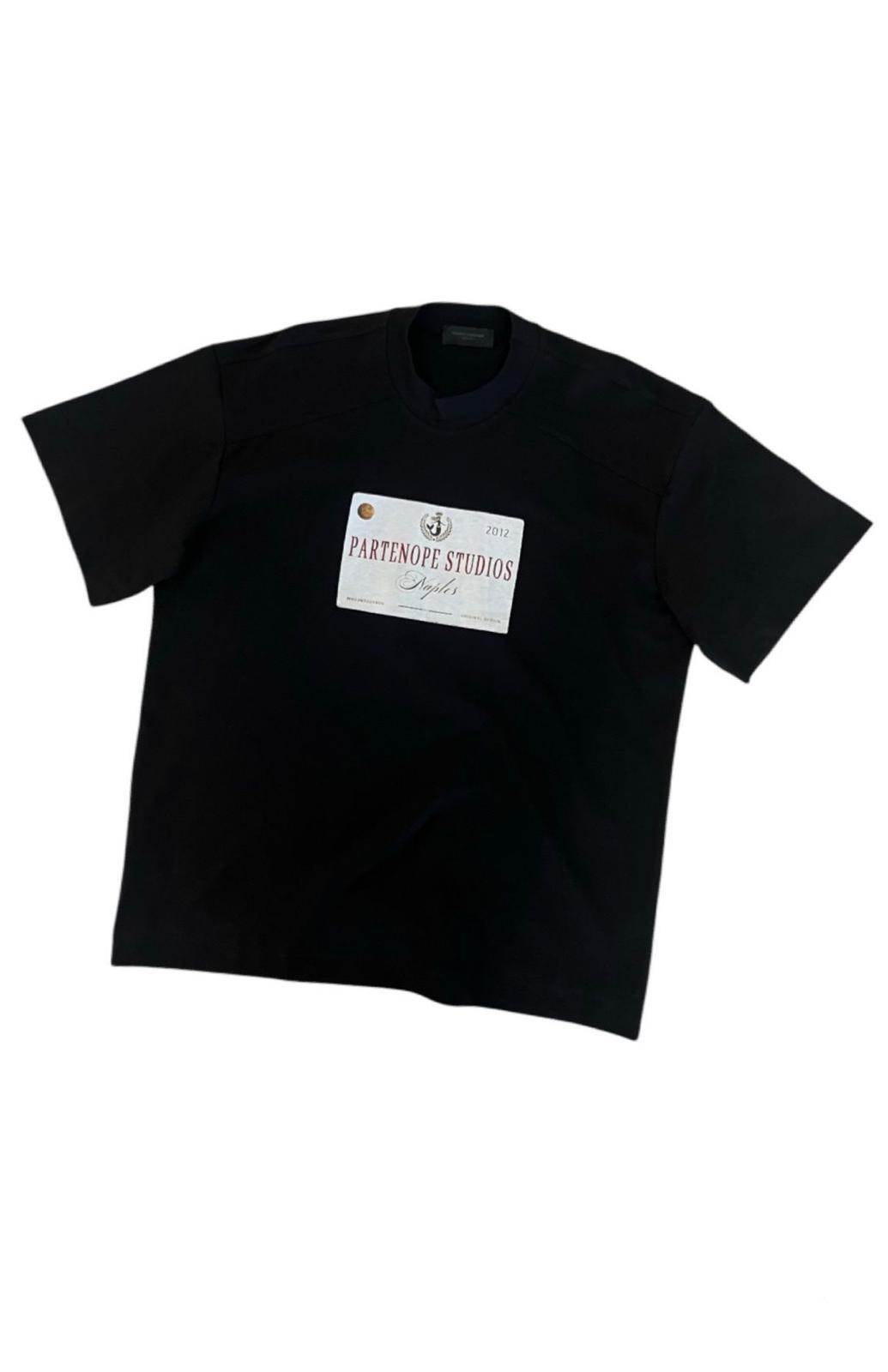 T-Shirt Do Not Conform