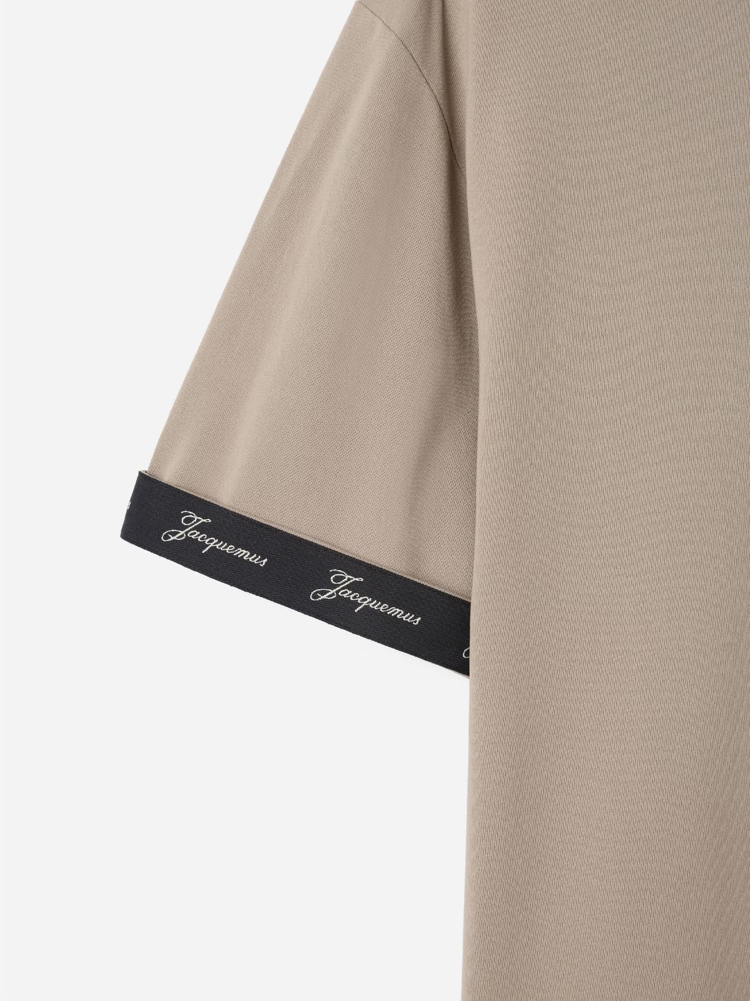 T-SHIRT ROUND CARRE JACQUEMUS