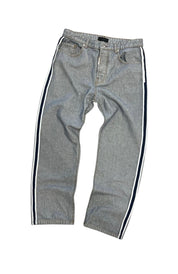 Jeans Do Not Conform