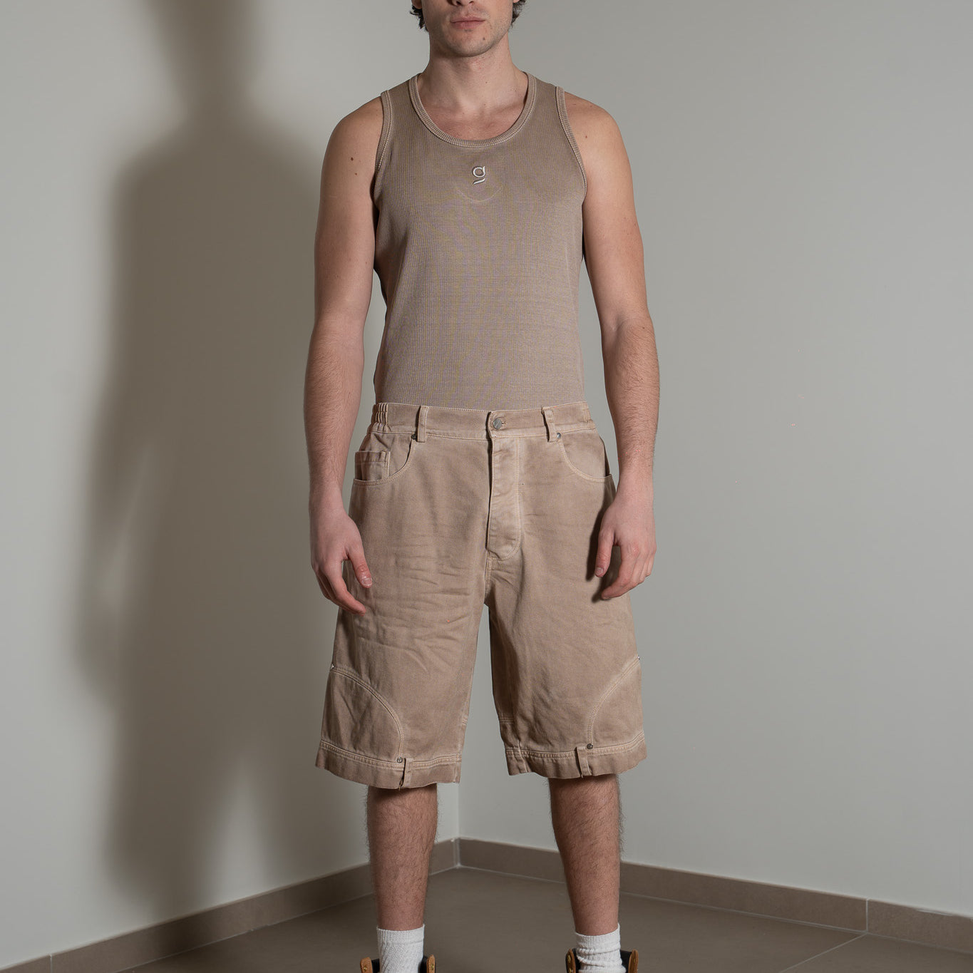 673_beige_1.jpg
