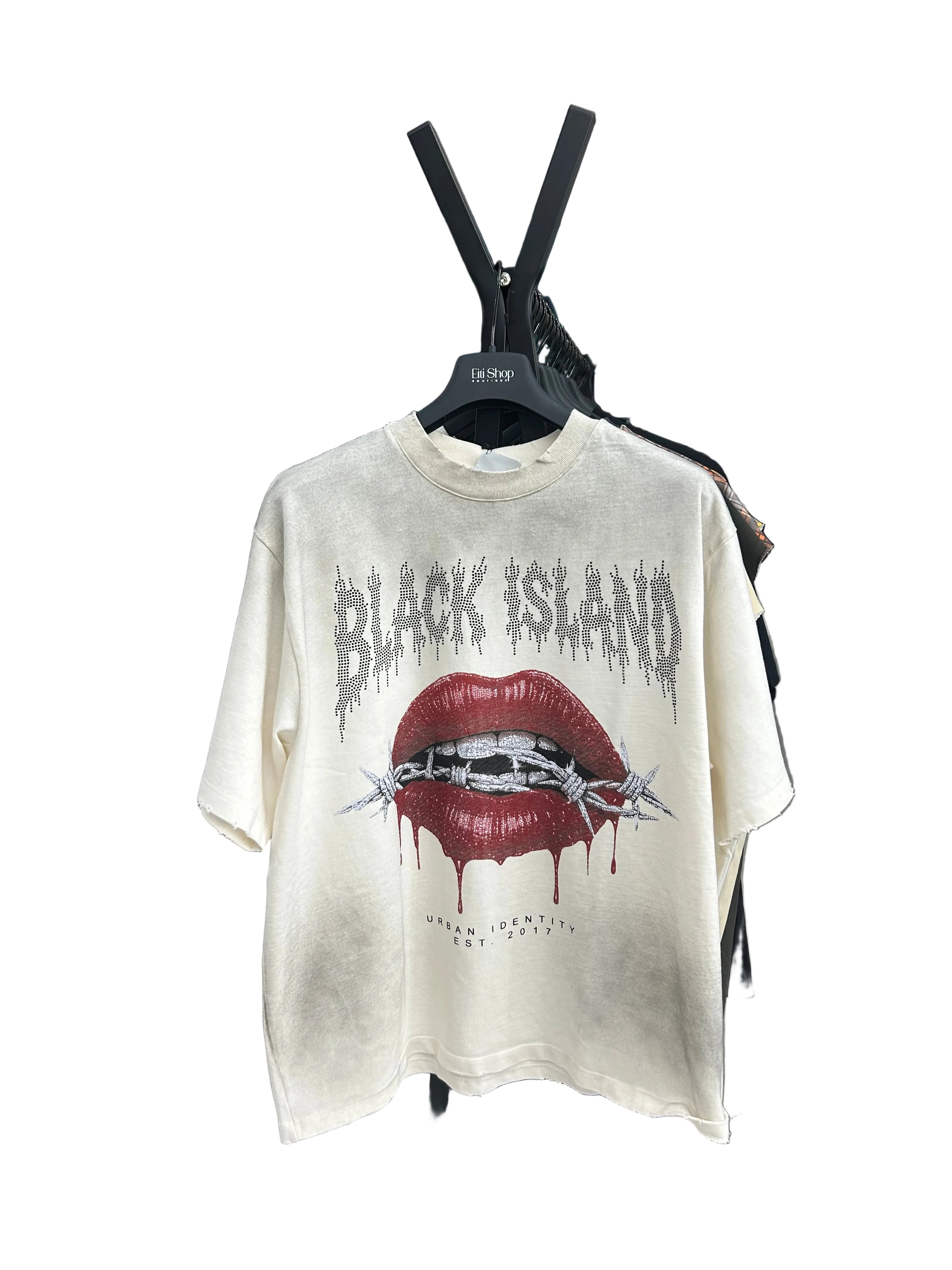 T-SHIRT BLACK ISLAND