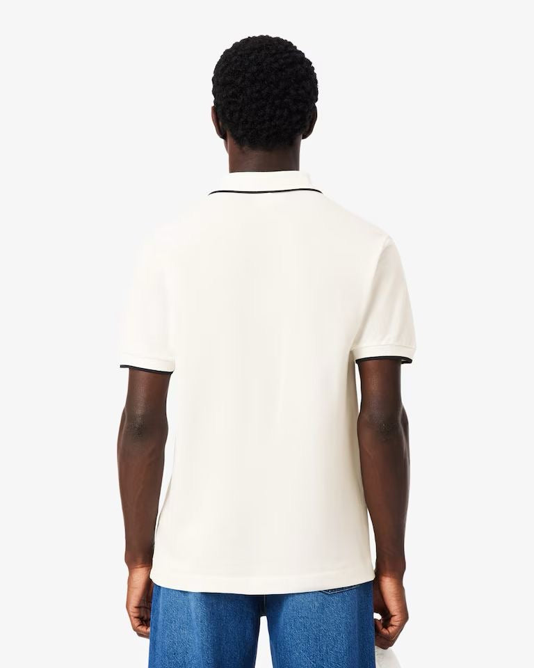 Polo classic fit L.12.12 con tasca e bordi a contrasto LACOSTE