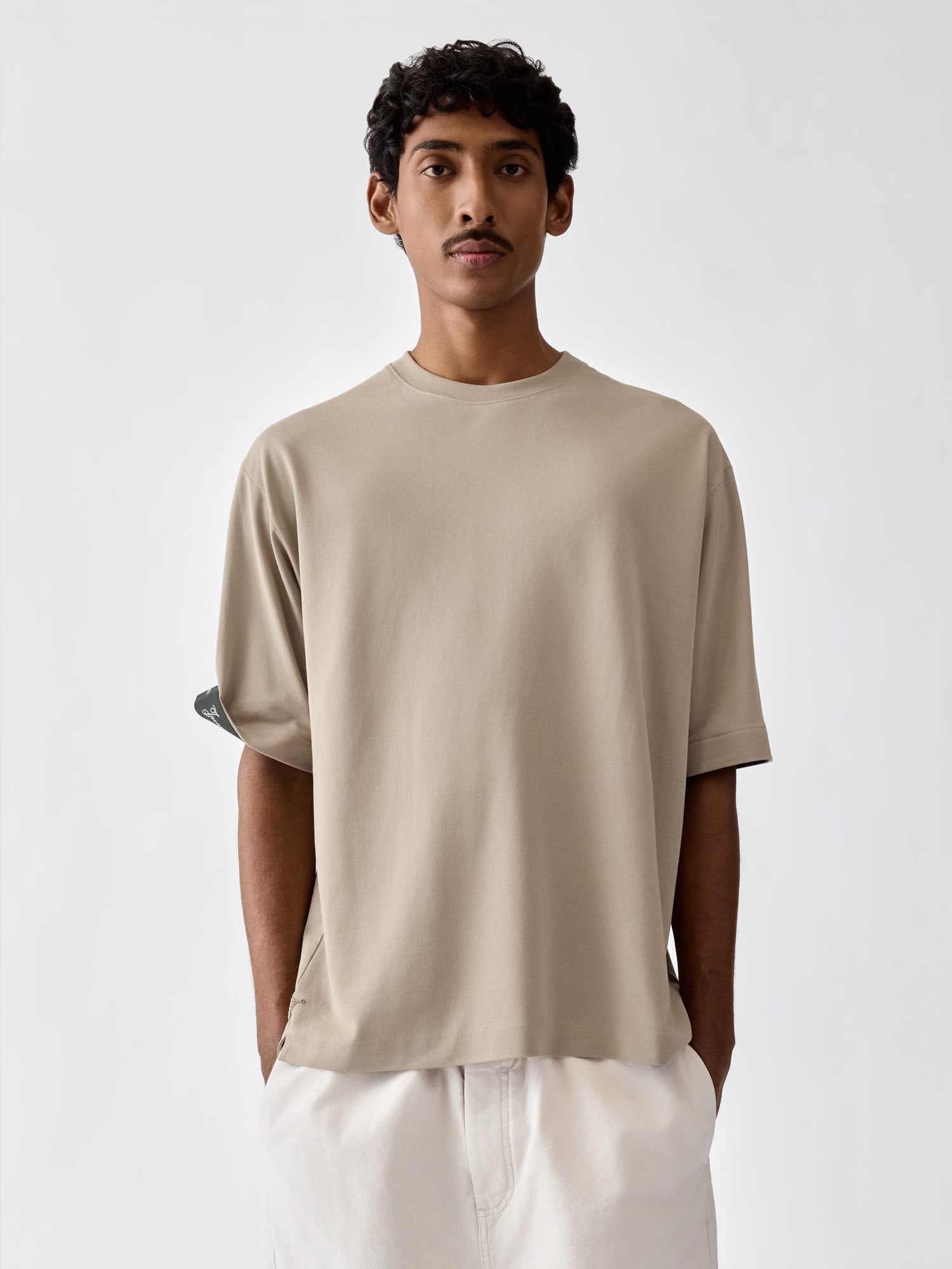 T-SHIRT ROUND CARRE JACQUEMUS