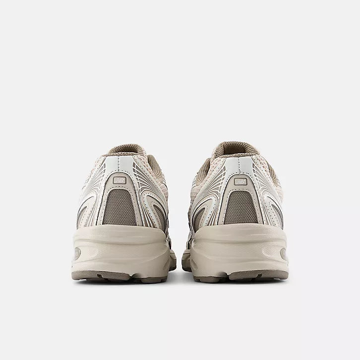 Scarpa New Balance 740
