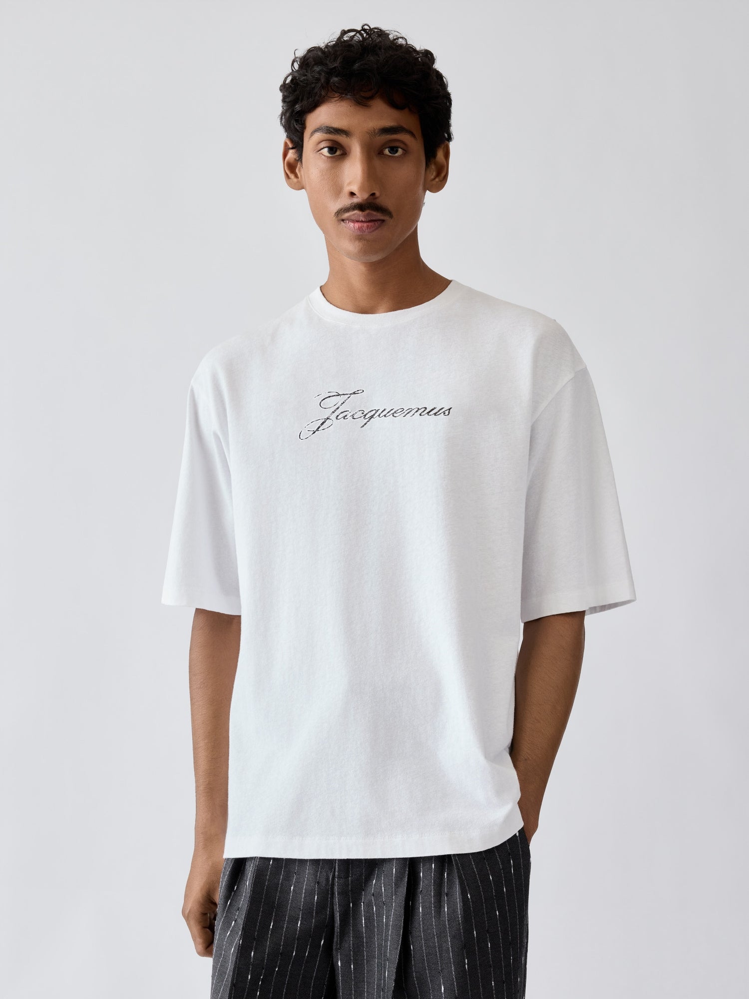 T-SHIRT SCRITTA CENTRALE JACQUEMUS
