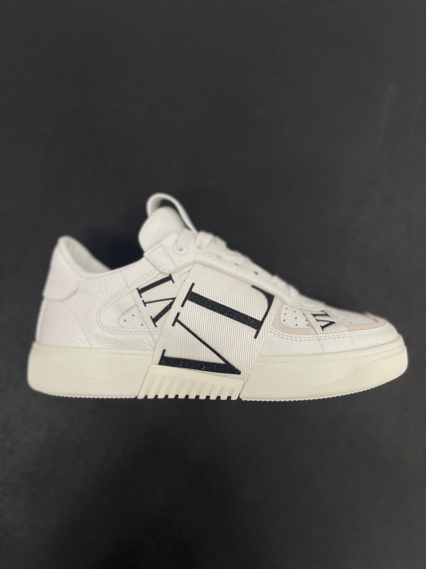 SNEAKERS VALENTINO